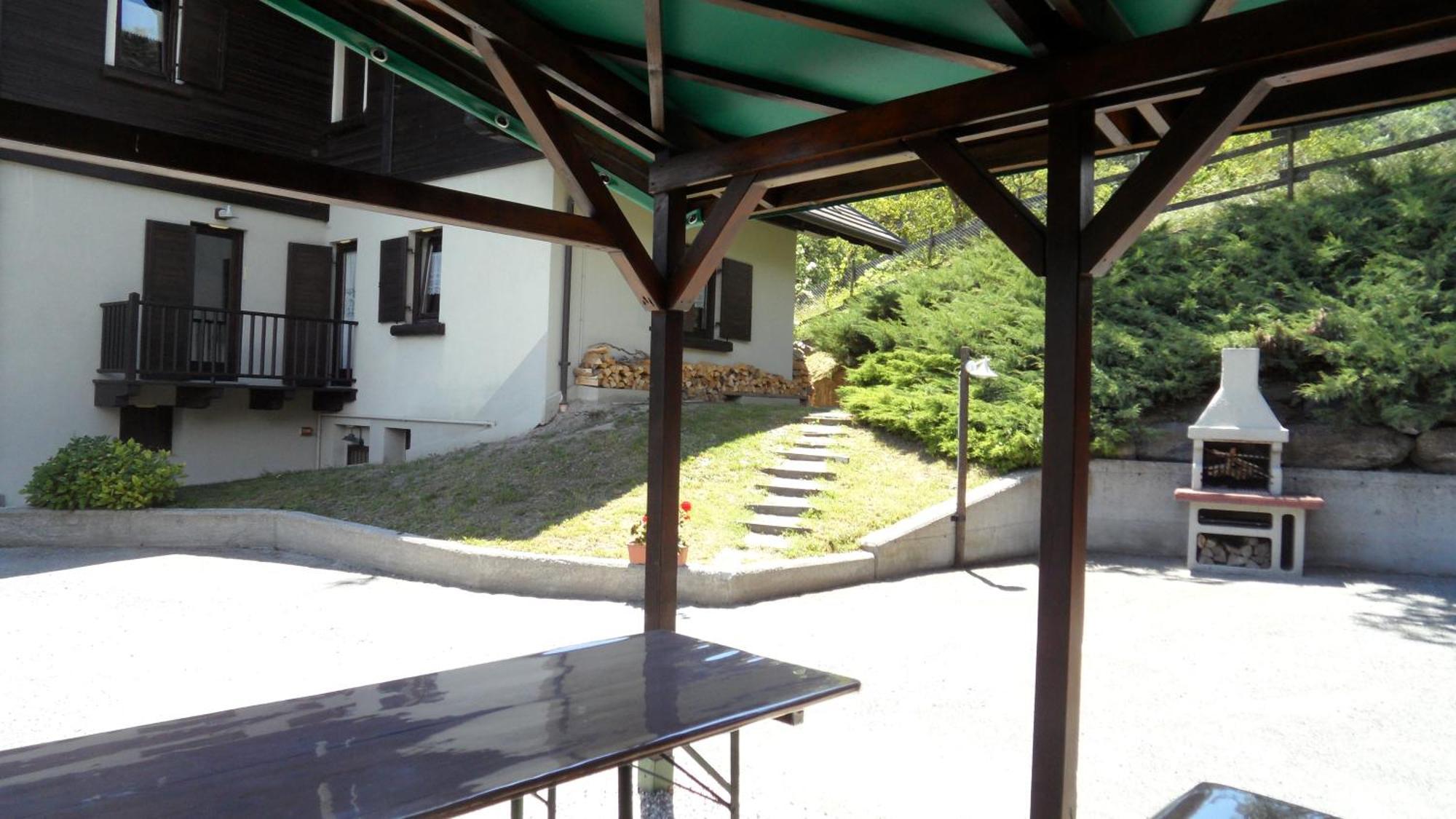 B&B Scotty & Co. Susa Esterno foto