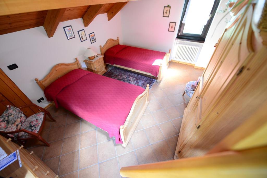 B&B Scotty & Co. Susa Camera foto