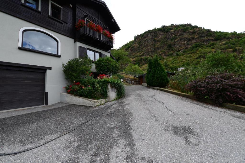 B&B Scotty & Co. Susa Esterno foto